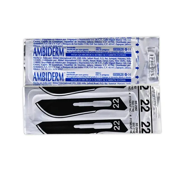 Hoja para bisturí de acero al carbón estéril #15 C/1 (copia)